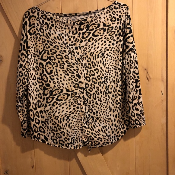 Leopard top - Picture 2 of 3